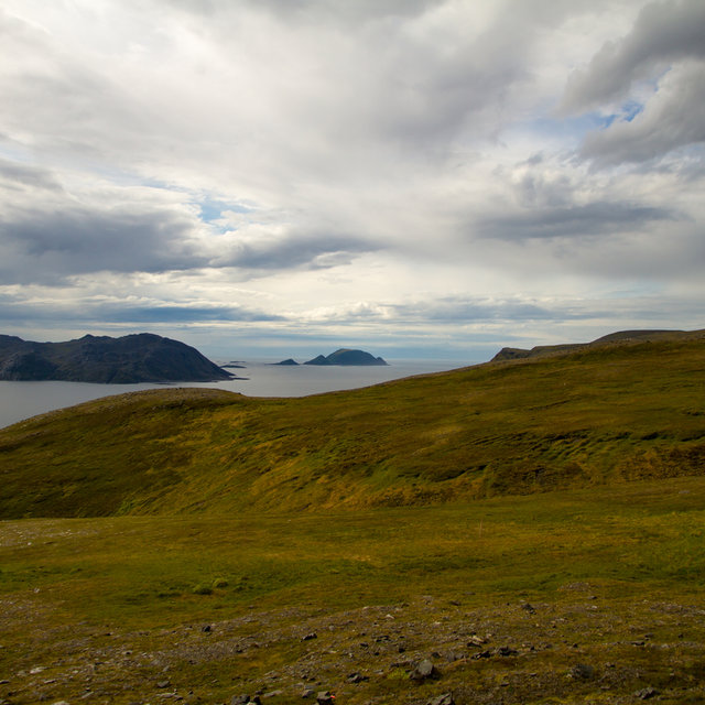 View of the hills near Skarsvåg.