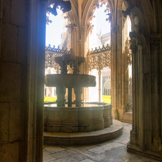 A fountain in the courtyard of the  Batalha Monastery.